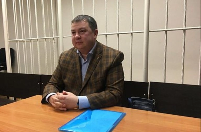 адвокат Ренат Шарипов